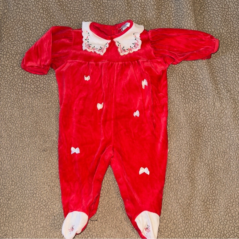 Vintage 1997 Vitamins Red Velour Romper Bows And Embroidered  6-9m​, Christmas